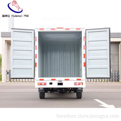 Electric Van High Speed Gio Handsomeship Pure Electric Cargo Vehicle  High Performance In Fashion Design